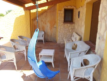 Salon piscine en rotin